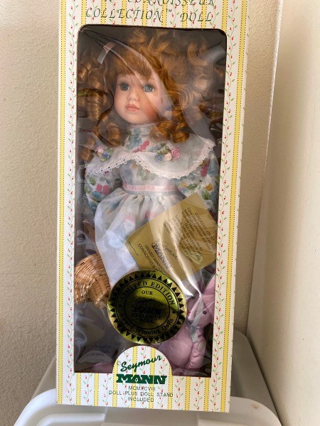 Finding The Value Of Seymour Mann Dolls? 