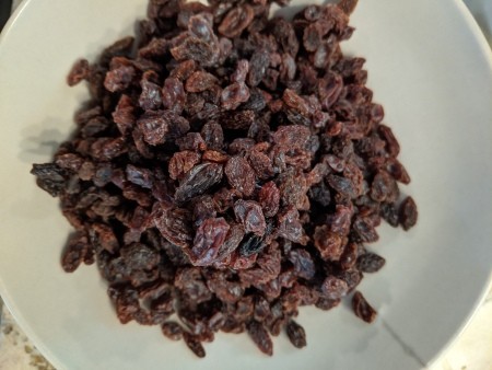 Raisins for the raisin bread.