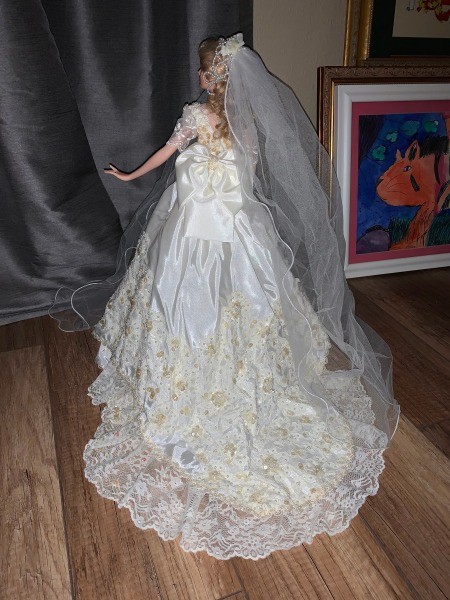 Identity and Value of a Porcelain Doll?