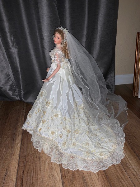 Identity and Value of a Porcelain Doll?