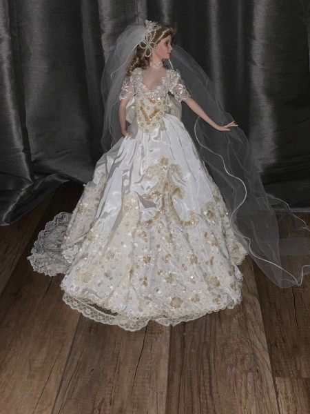 Identity and Value of a Porcelain Doll?