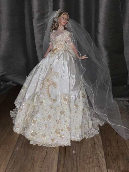 Identity and Value of a Porcelain Doll?