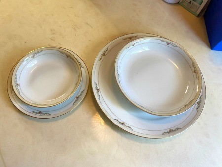 Identifying Noritake China Pattern? white dinnerware with gold trim and a small rose and leaf pattern repeated around near the rims
