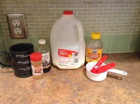 Ingredients for cinnamon honey milk.