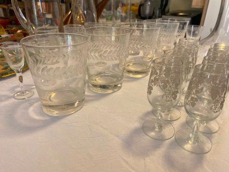 Identifying Vintage Glassware?