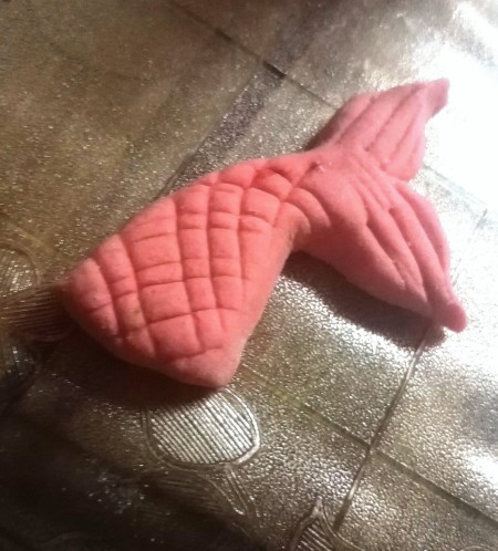 Mermaid Tail Cake Topper (Gumpaste) - press the sides and curve to emphasize the tail