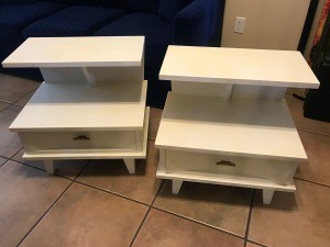 Value of Dixie End Tables? - two tier end tables with a drawer