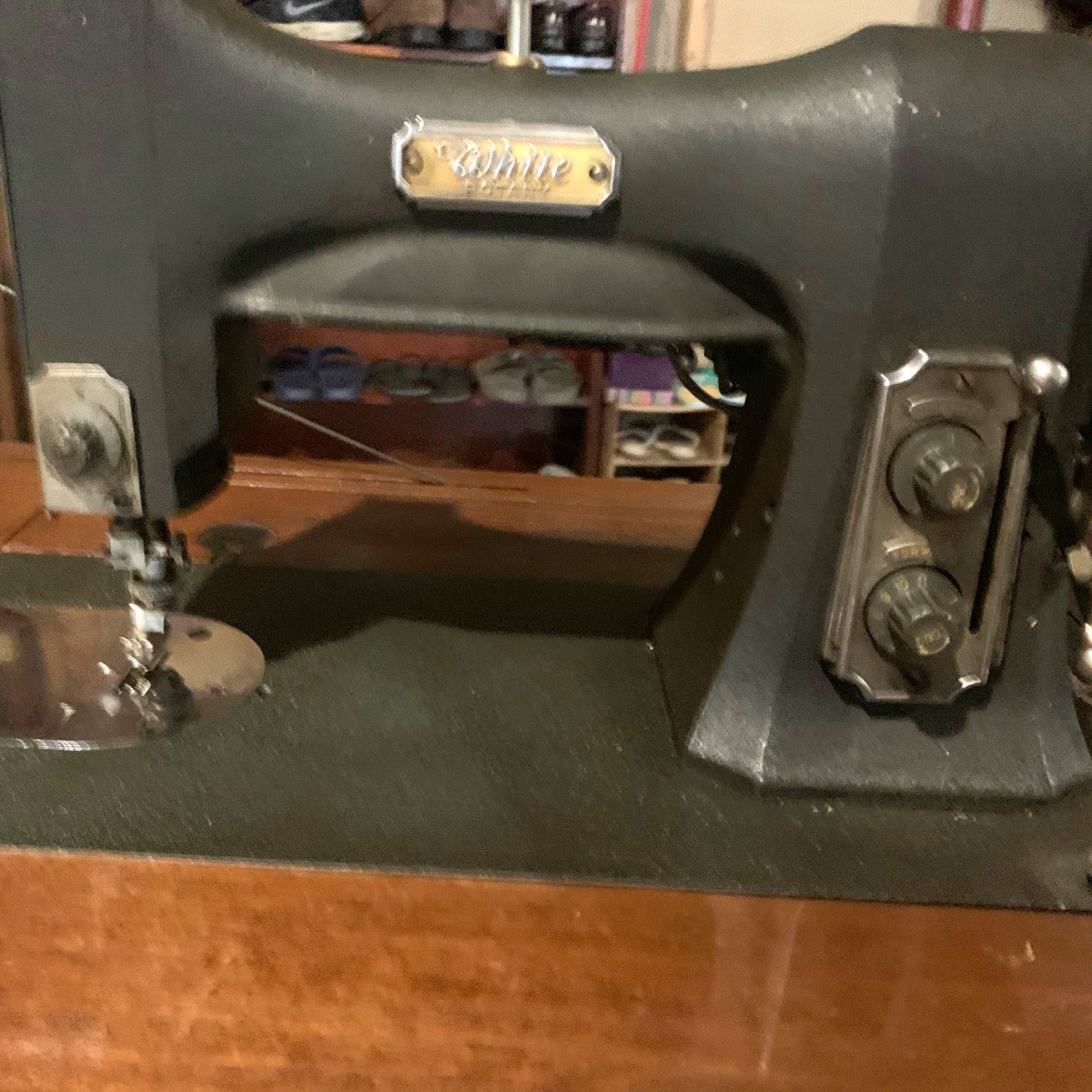 Value of a White Sewing Machine? | ThriftyFun