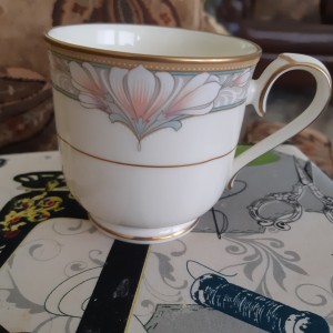 Value of Noritake Barrymore China Set? - side view of coffee cup