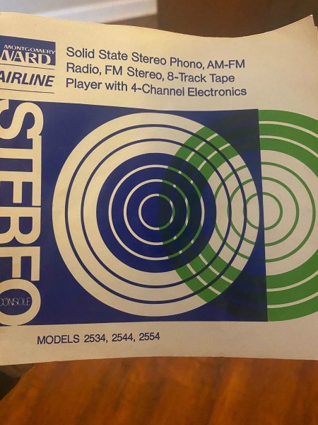 A stereo label on a phonograph.