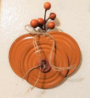 Lid Pumpkin Wall Hanging - finished pumpkin decor with faux sprig  and button glued in place