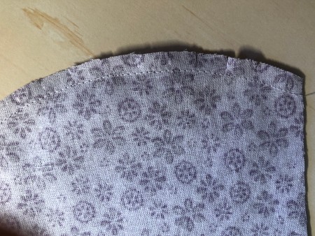 Non Pleated Child's Mask - closeup of clipped edge on main fabric