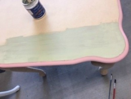 Upcycled Wooden Table - painting the table top