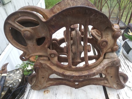 Is This a Louden Hay Trolley?