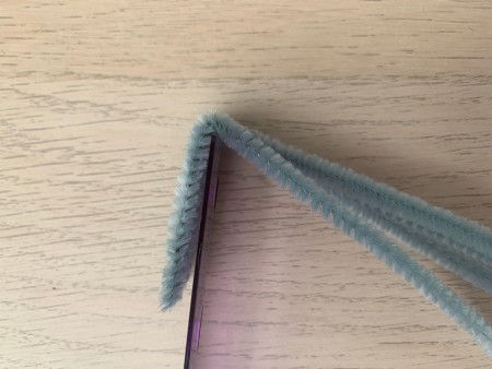 Pom Pom Spider - bending legs