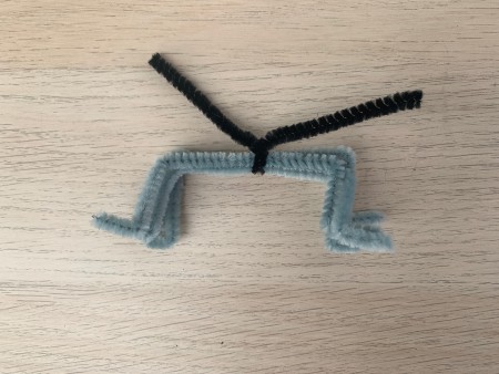 Pom Pom Spider - stack the legs and use the 5th pipe cleaner to tie them together