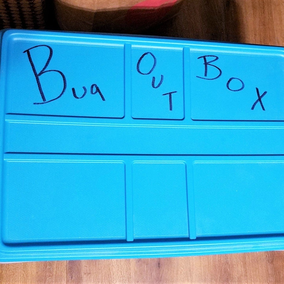 Making an Emergency Bug Out Box | ThriftyFun