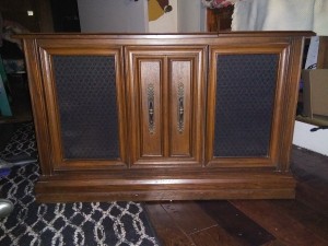 A vintage Penncrest console stereo.
