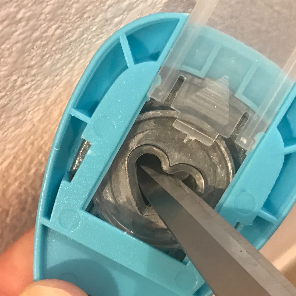 Repairing Stuck Paper Lever Punch ThriftyFun