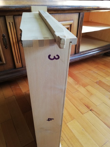 Value of a Möbel Pfister AG - Schweizer Cabinet?