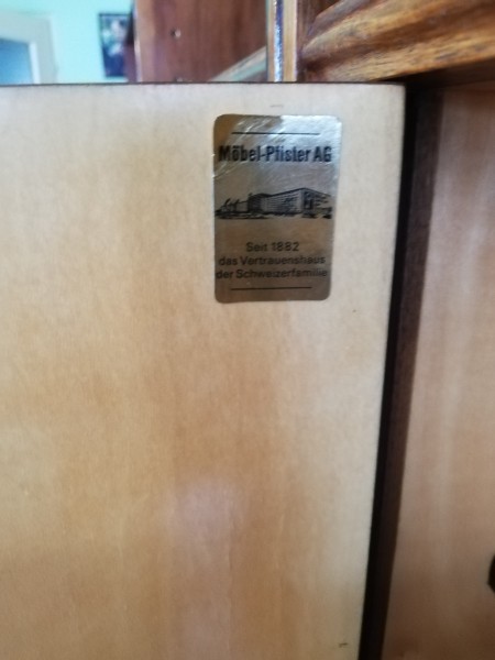 Value of a Möbel Pfister AG - Schweizer Cabinet?