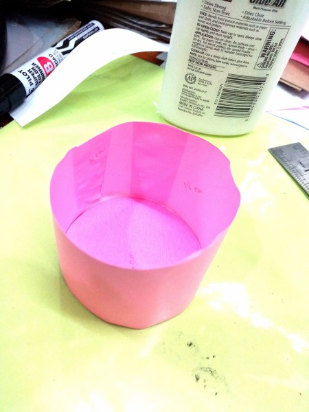 Birthday Cake Gift Box - wrap around the pink circle