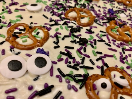 Halloween Saltine Toffee -add pretzels, sprinkles, and candy eyes to warm chocolate
