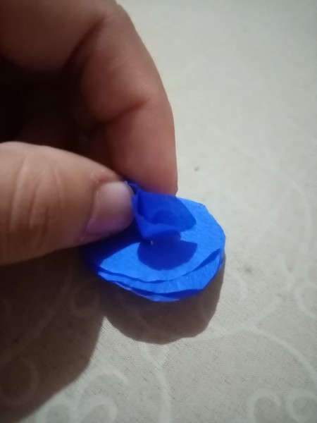 Floral Number Birthday Decoration - pull up the layers and crumple to make the flowers