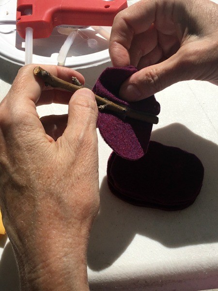 Five Minute Felt Pumpkin - adding another piece