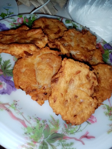 Fried tuna patties.