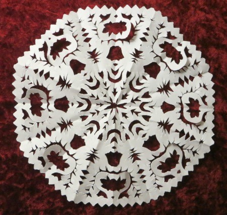 Fancy Paper Snowflake - closeup of finished snowflake