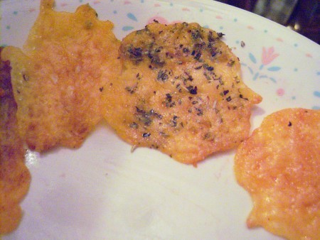 A plate of keto crackers.