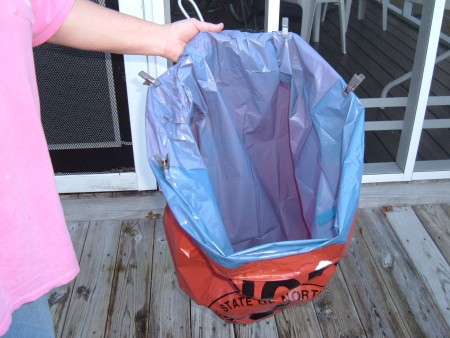 Bag Holder for Picking Up Litter - bag fully open