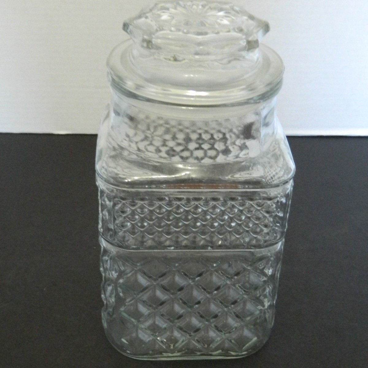 Glass Flour Canister Wexford by Anchor Hocking