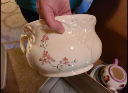 An ornate serving piece.