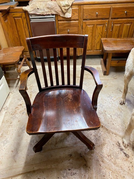 Antique Murphy Office Chair 40, Antique Wooden Swivel Office Chair