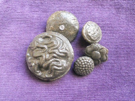 Making Shank Buttons the Cheap Way Using Concrete - buttons right out of the mold