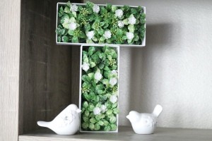 The completed 3D Initial Floral Decoration Box