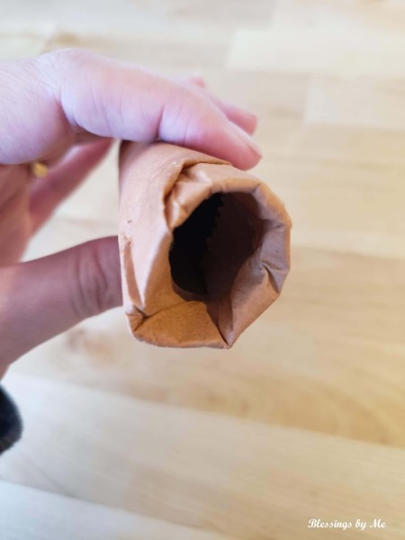 The top of a paper carrot.