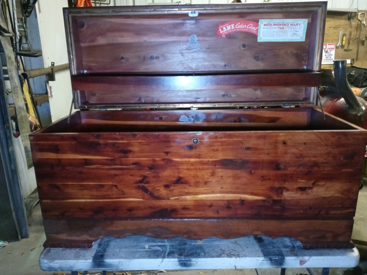 Information About Lane Cedar Chest? ThriftyFun