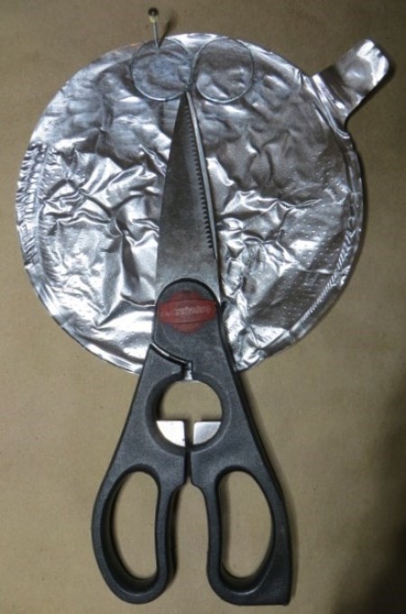 A recycled aluminum lid.