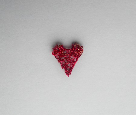 The completed wire heart.