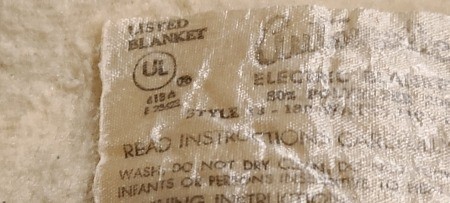 Label on electric blanket.