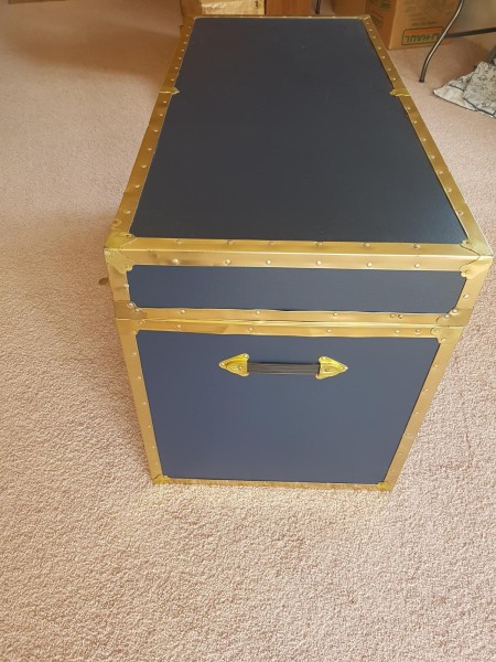 A storage trunk from the side.