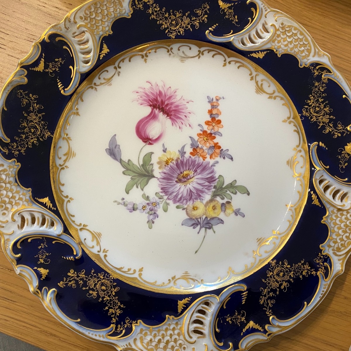 Identifying China? | ThriftyFun