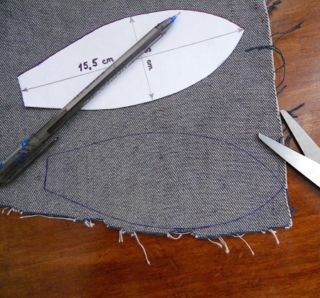 Flower Pot from Cement and Old Jeans