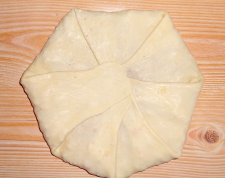 The folded placinte.