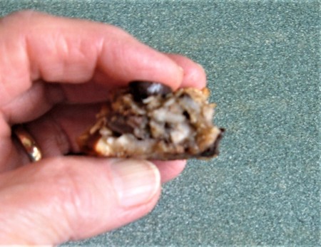 The finished banana cookie.