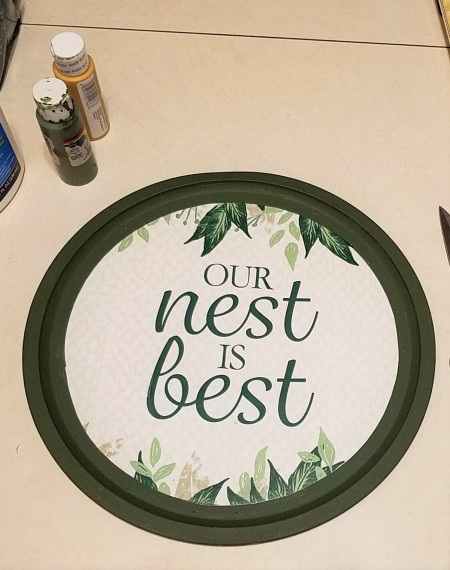 The painted pizza pan.