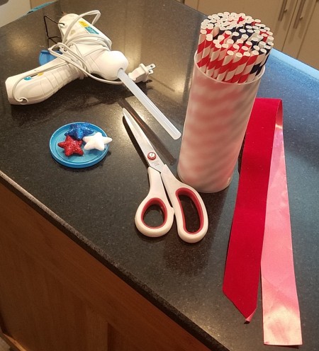 Supplies for making a patriotic vase made of straws
